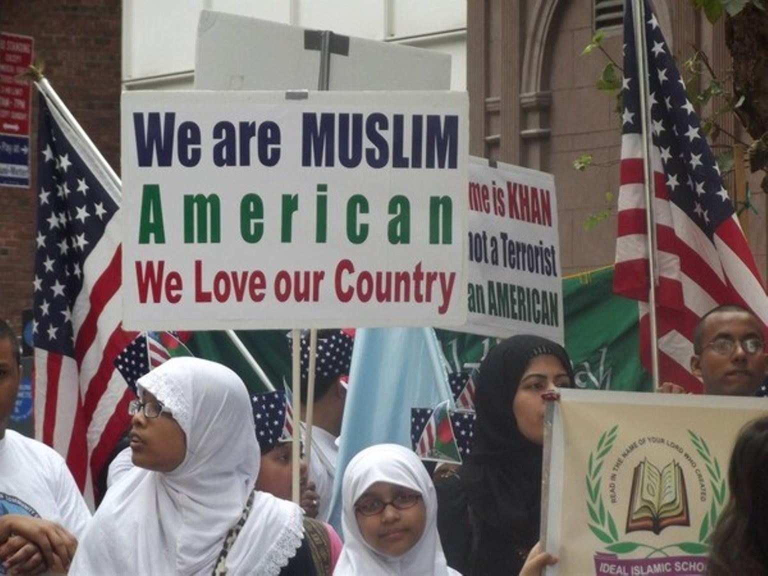 BEFORE The-American-Muslim-Creative-Mission_Overcoming-Religious-Polarization